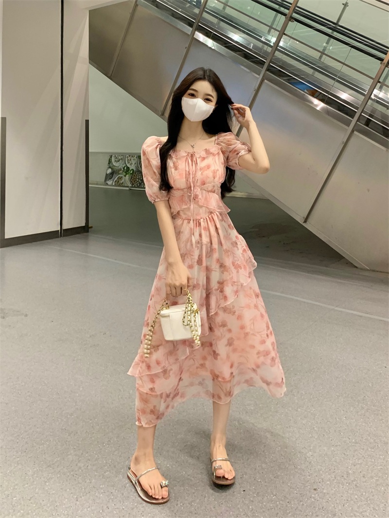 個性的 夏服 ワンピース ワンピドレス フレアワンピース ティアード ロジスワンピ ロング アンクル 袖あり 半袖 五分袖 パフスリーブ フレアスリーブ ボウタイ 襟付き フレア セミフレア