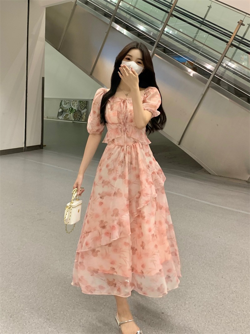 個性的 夏服 ワンピース ワンピドレス フレアワンピース ティアード ロジスワンピ ロング アンクル 袖あり 半袖 五分袖 パフスリーブ フレアスリーブ ボウタイ 襟付き フレア セミフレア