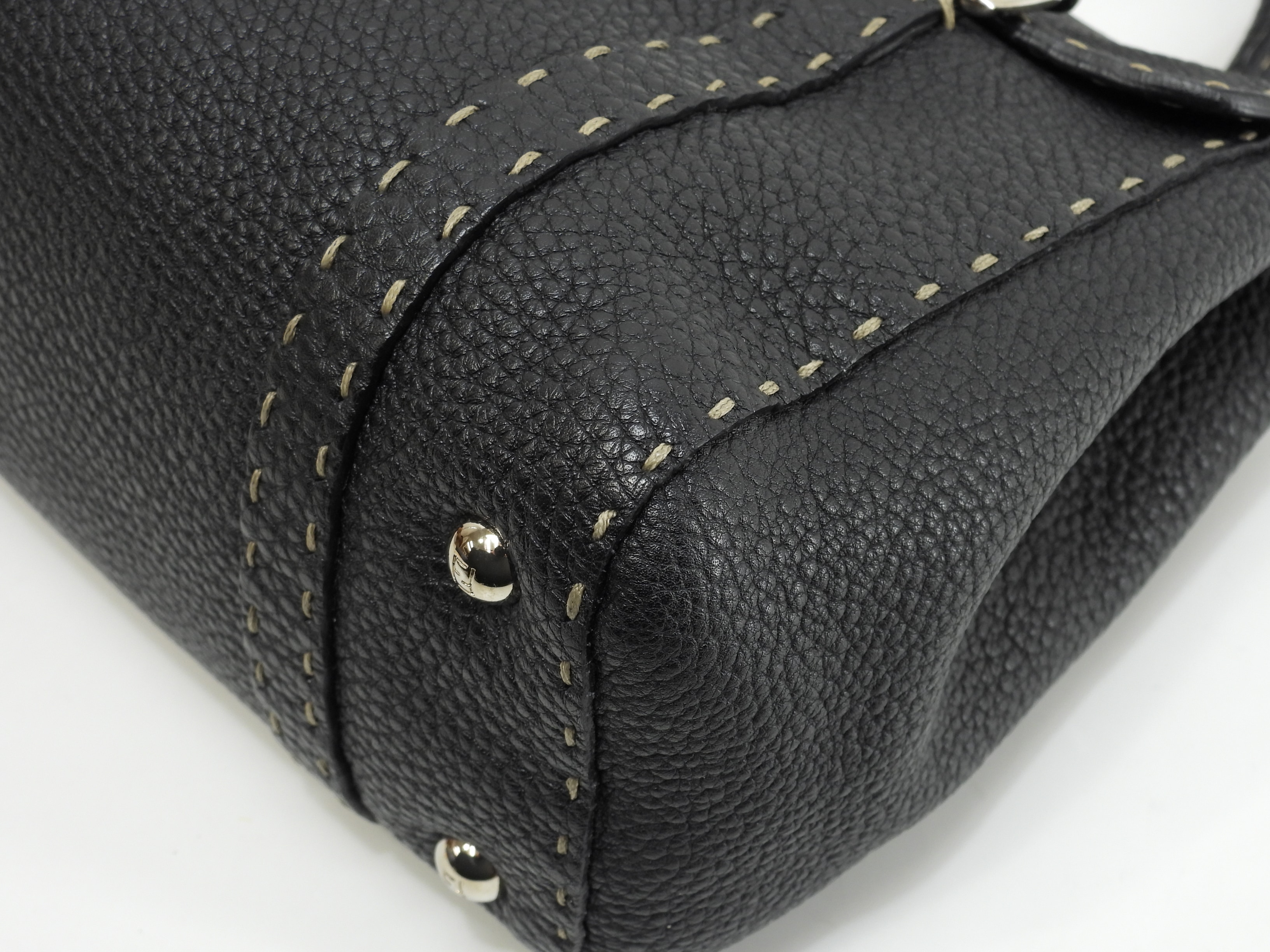 ミニリンダ セレリアレザー 黒 シルバー金具 ハンドバッグ小 極美品@ 24 ミニリンダ セレリアレザー 黒 シルバー金具 ハンドバッグ小 極美品@ 24