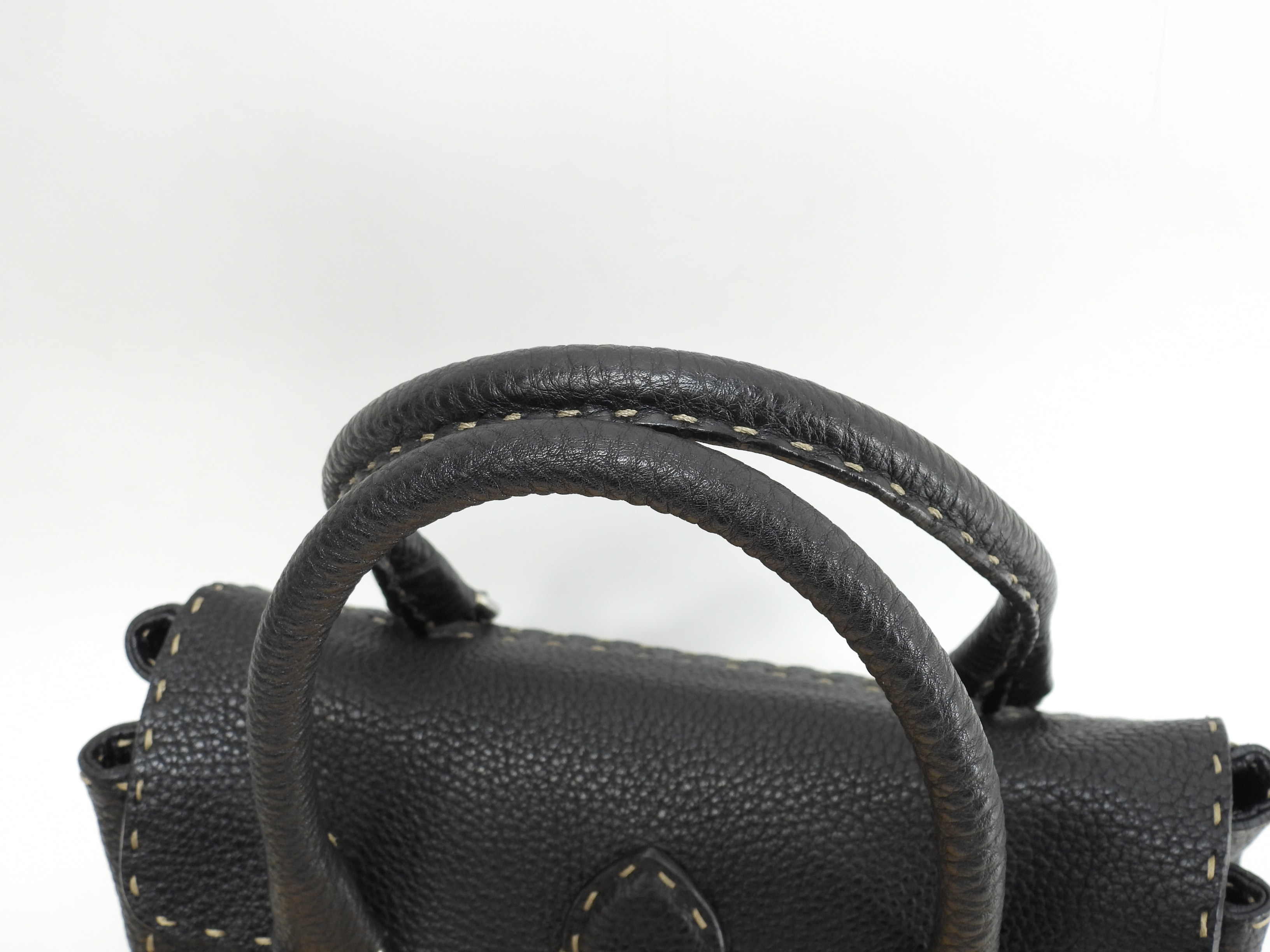 ミニリンダ セレリアレザー 黒 シルバー金具 ハンドバッグ小 極美品@ 24 ミニリンダ セレリアレザー 黒 シルバー金具 ハンドバッグ小 極美品@ 24