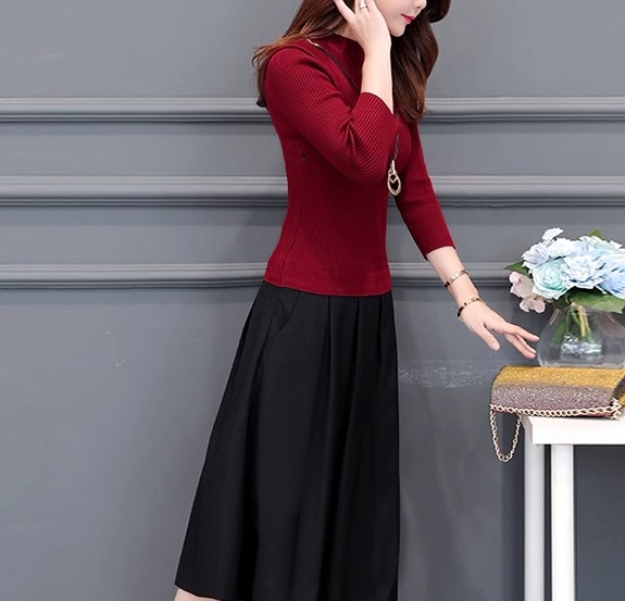 フェイクツーピース レディース ワンピース ニット プルオーバー 膝丈 ミモレ 長袖 ラウンドネック Aライン 切り替え ドッキング フェミニン フリル ポケット ハイウエスト かわいい 大人可愛い フェイクツーピース レディース ワンピース ニット プルオーバー 膝丈 ミモレ 長袖 ラウンドネック Aライン 切り替え ドッキング フェミニン フリル ポケット ハイウエスト かわいい 大人可愛い