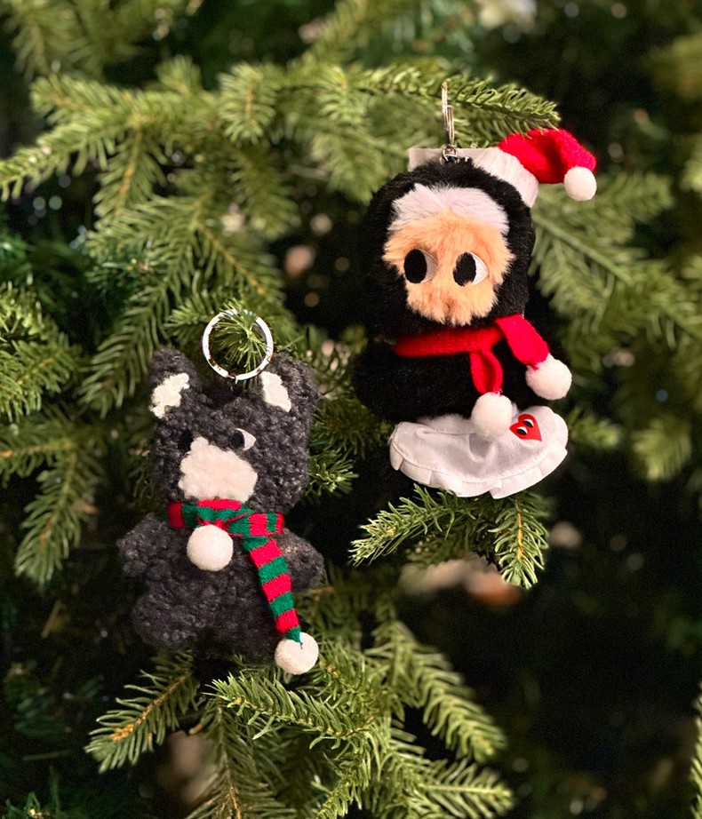 正規品 【YiaYia and friends】 DOLL KEYRING ロバ イヤイヤ SANTA DOLL KEYRING サンタ ロバ サンタ イヤイヤ キーリング ぬいぐるみ キーホルダー