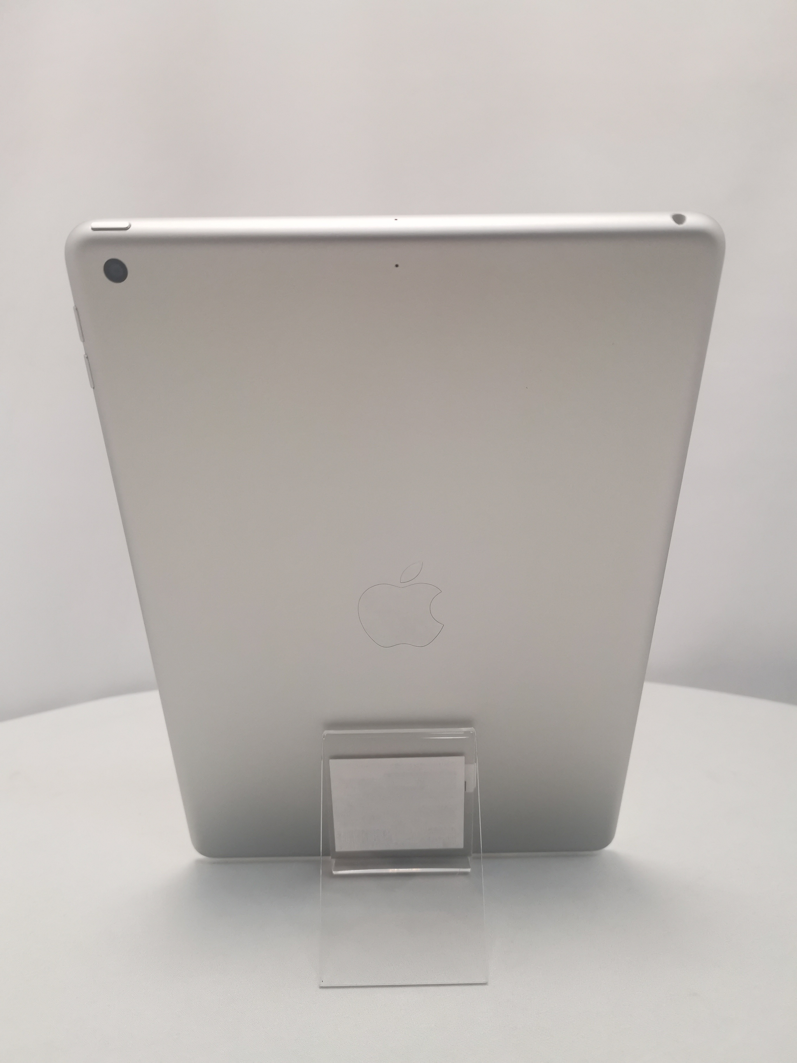 [整備済み品]iPad 10.2インチ 第7世代 Wi-Fi 32GB 2019年秋モデル MW752J/A [シルバー]　A2197