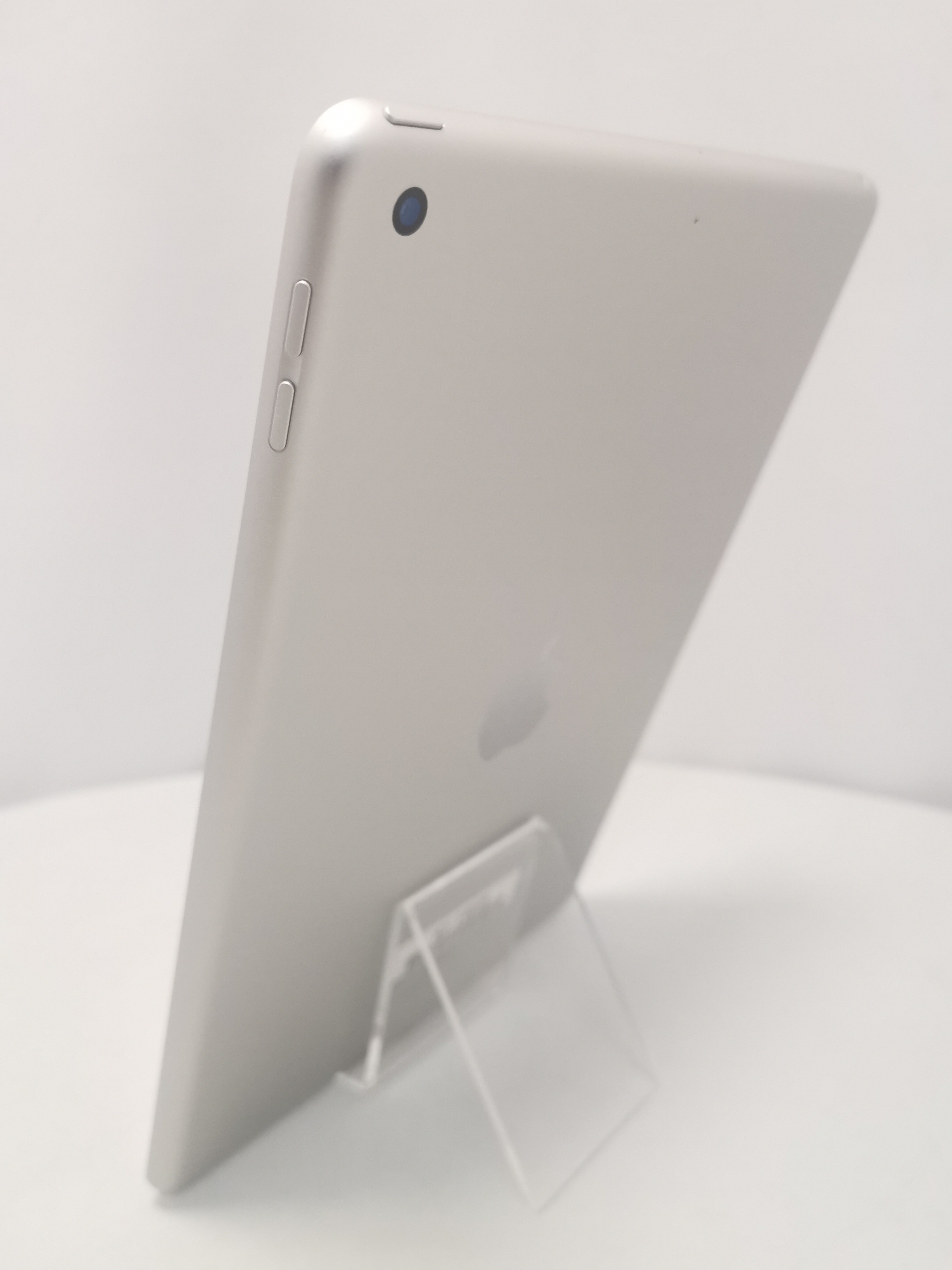 [整備済み品]iPad 10.2インチ 第7世代 Wi-Fi 32GB 2019年秋モデル MW752J/A [シルバー]　A2197