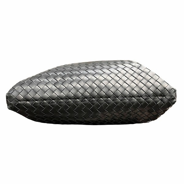 ボッテガ・ヴェネタ イントレチャート 161623 ブラック レザー ショルダーバッグ 【中古】