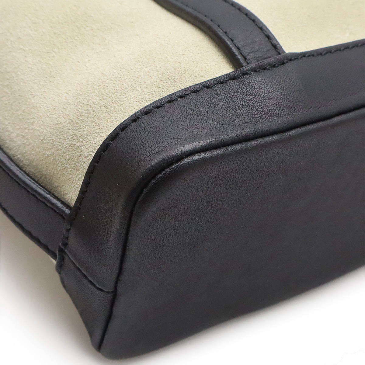 アナグラム ハンドバッグ ミニバッグ スエード レザー ベージュ ブラック 黒 アナグラム ハンドバッグ ミニバッグ スエード レザー ベージュ ブラック 黒