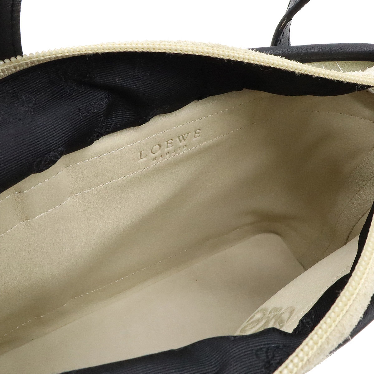 アナグラム ハンドバッグ ミニバッグ スエード レザー ベージュ ブラック 黒 アナグラム ハンドバッグ ミニバッグ スエード レザー ベージュ ブラック 黒