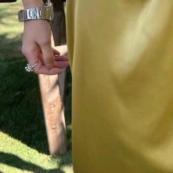 ロングスカート スカート フレンチ サテン プリーツ ドレープ スリムスカート ロング丈スカート ハイウエスト きれいめ おしゃれ ハイエンド ラグジュアリー 個性的 高級感 存在感 プリーツ レトロ