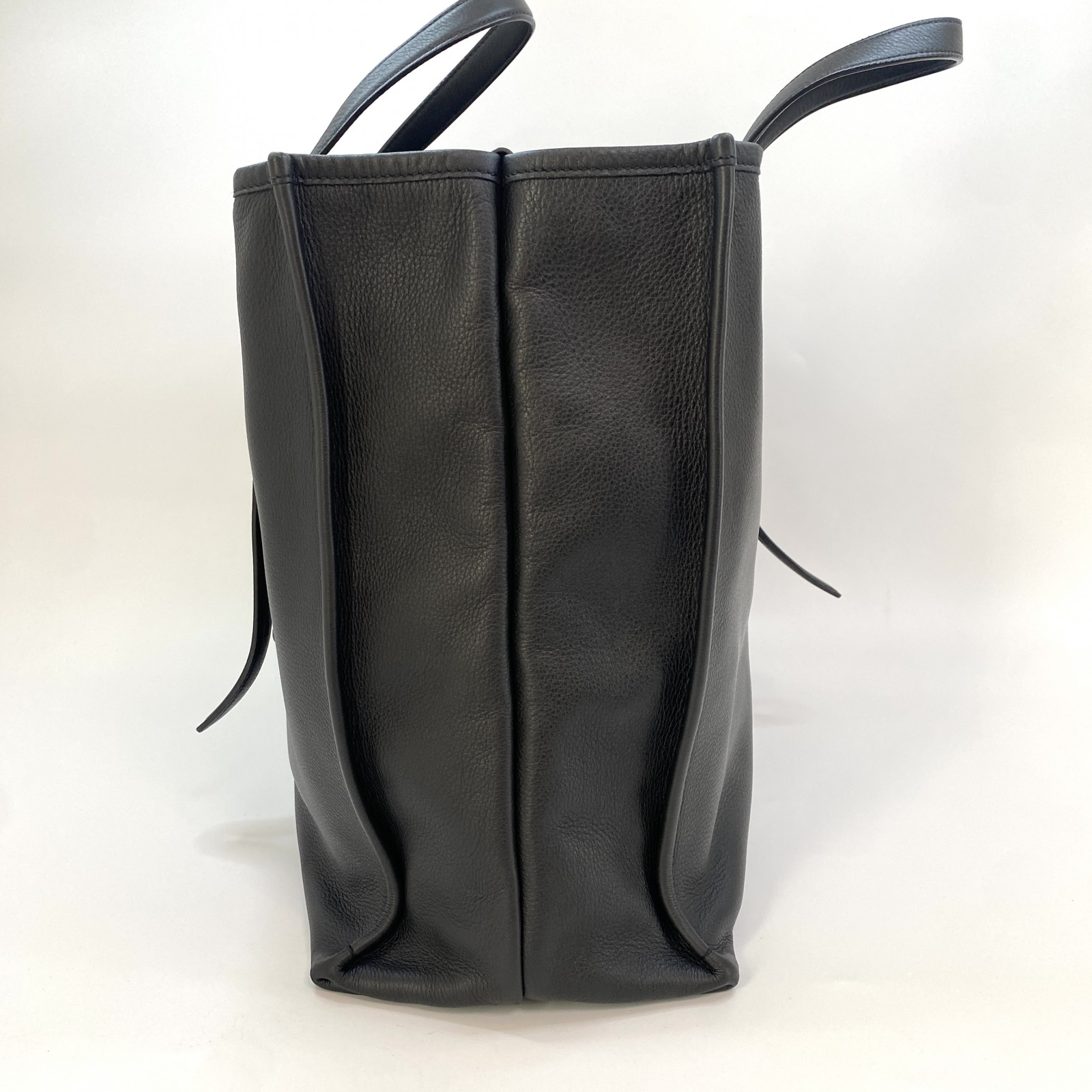 Ferragamo 1927 フィレンツェ メンズ オールレザー トートバッグ. Ferragamo 1927 フィレンツェ メンズ オールレザー トートバッグ