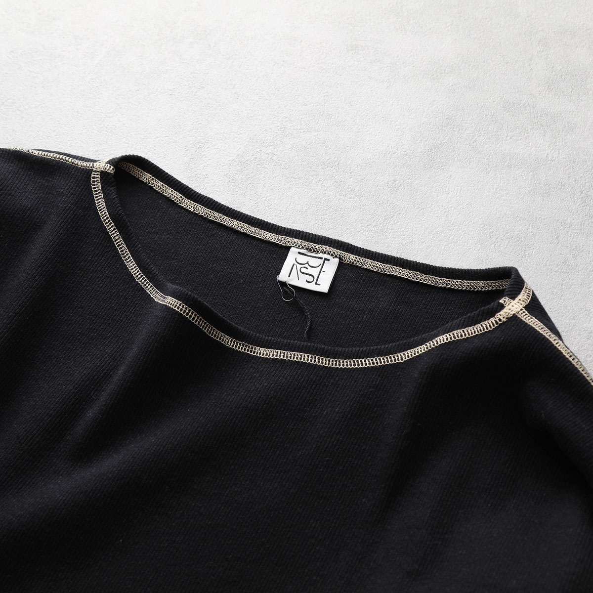 BASERANGE ベースレンジ セーター CAMER PULLOVER FCPU RIB WI23 レディース リブ コットンニット 長袖 ショート丈 BLA BASERANGE ベースレンジ セーター CAMER PULLOVER FCPU RIB WI23 レディース リブ コットンニット 長袖 ショート丈 BLA