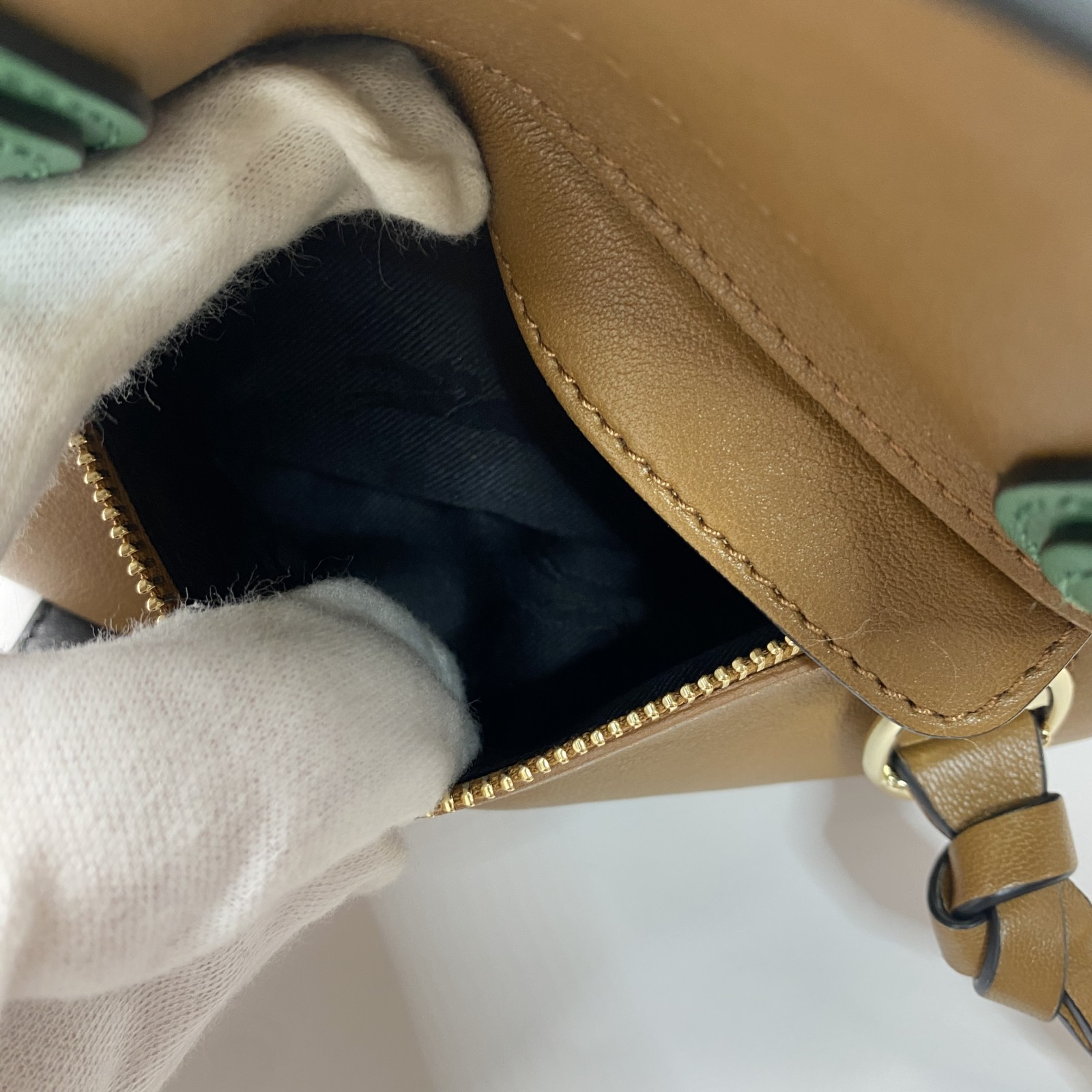 ロンシャン Longchanp レディース メールボックス トリコロール 2way ハンドバッグ ショルダーバッグ 斜めがけ クロスボディ ロンシャン Longchanp レディース メールボックス トリコロール 2way ハンドバッグ ショルダーバッグ 斜めがけ クロスボディ