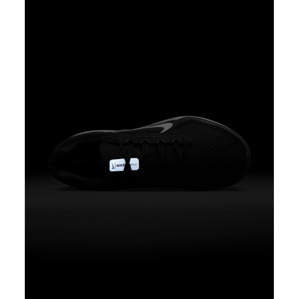 ナイキウィンフロー 11 M-ブラック:ホワイト:アンスラサイト:クールグレー/ FJ9509-001 ナイキウィンフロー 11 M-ブラック:ホワイト:アンスラサイト:クールグレー/ FJ9509-001