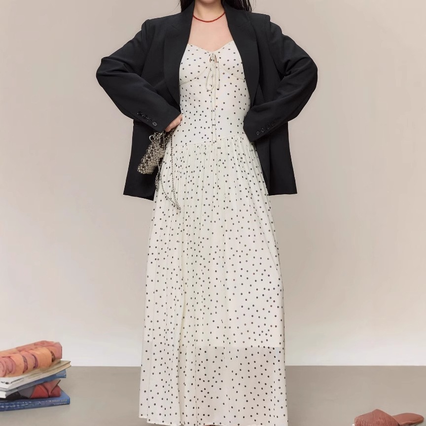 【急速発送】低身長霊動少微復古波点キャミワンピース秋の万能アイテム 【急速発送】低身長霊動少微復古波点キャミワンピース秋の万能アイテム