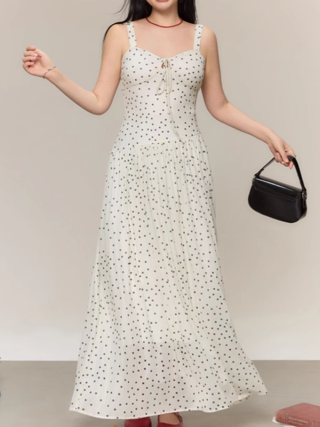 【急速発送】低身長霊動少微復古波点キャミワンピース秋の万能アイテム 【急速発送】低身長霊動少微復古波点キャミワンピース秋の万能アイテム