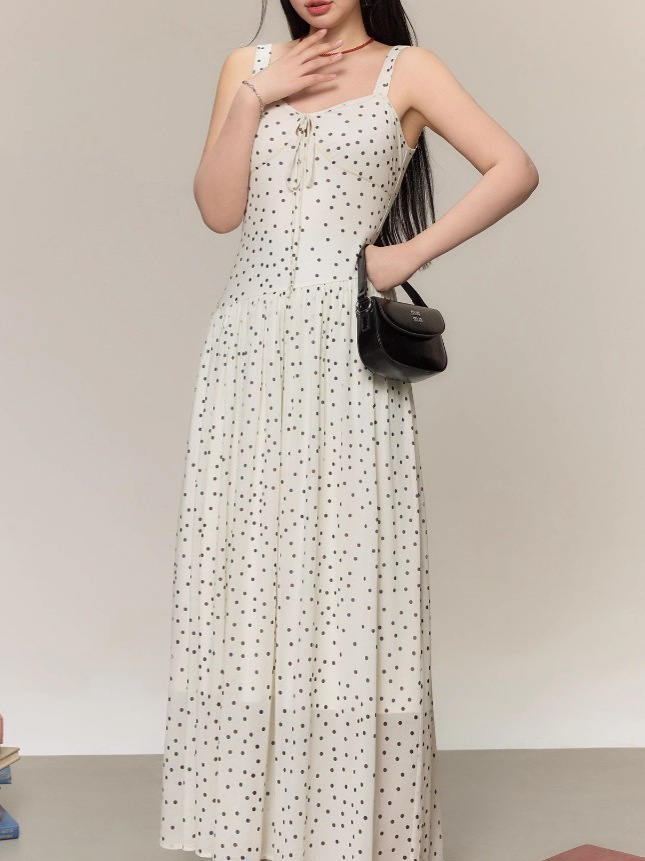 【急速発送】低身長霊動少微復古波点キャミワンピース秋の万能アイテム 【急速発送】低身長霊動少微復古波点キャミワンピース秋の万能アイテム