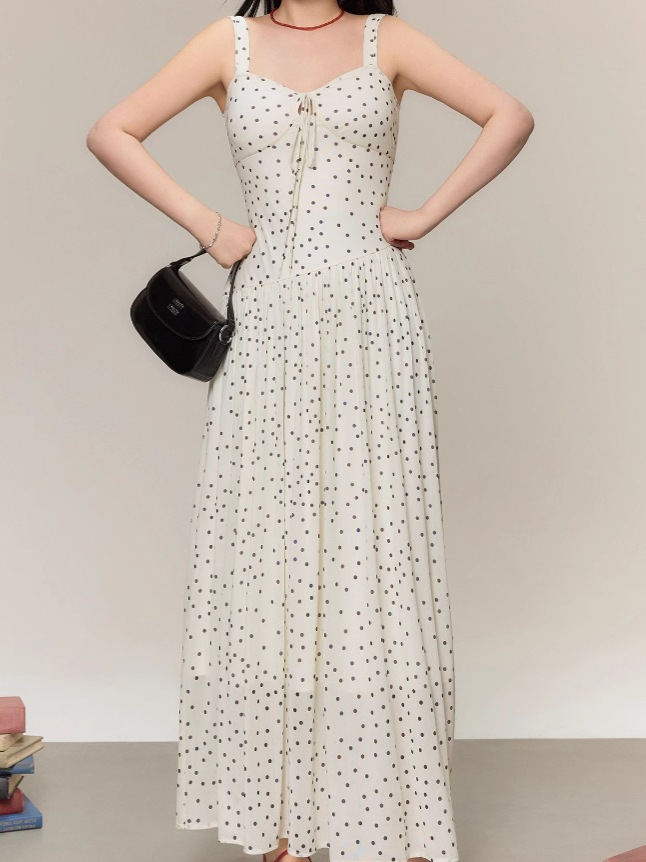 【急速発送】低身長霊動少微復古波点キャミワンピース秋の万能アイテム 【急速発送】低身長霊動少微復古波点キャミワンピース秋の万能アイテム