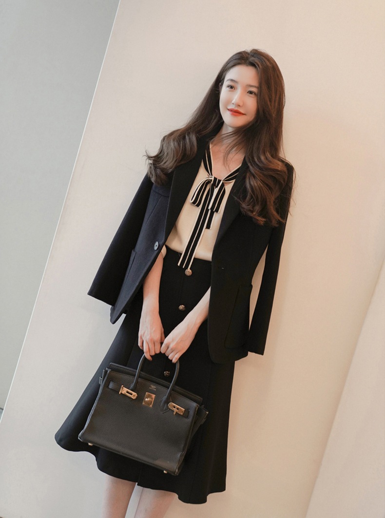 セットアップ レディース トップス ボトムス S M L XL 2点セット 上下セット リボンタイ 長袖 スカート 韓国 フレア Aライン ハイウエスト スタイルアップ 脚長効果 シンプル カジュアル セットアップ レディース トップス ボトムス S M L XL 2点セット 上下セット リボンタイ 長袖 スカート 韓国 フレア Aライン ハイウエスト スタイルアップ 脚長効果 シンプル カジュアル