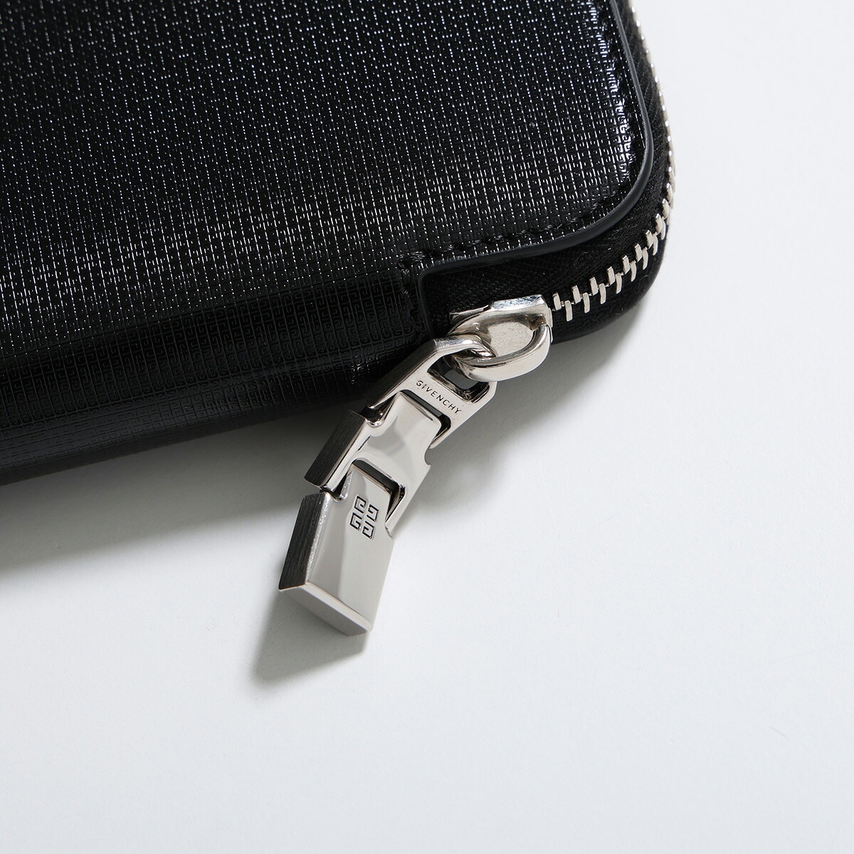 GIVENCHY ジバンシィ 二つ折り財布 COMPACT ZIPPED WALLET BK60F2 K1T4 メンズ レザー 4G ロゴ 小銭入れあり ミニ財布 001/BLACK GIVENCHY ジバンシィ 二つ折り財布 COMPACT ZIPPED WALLET BK60F2 K1T4 メンズ レザー 4G ロゴ 小銭入れあり ミニ財布 001/BLACK