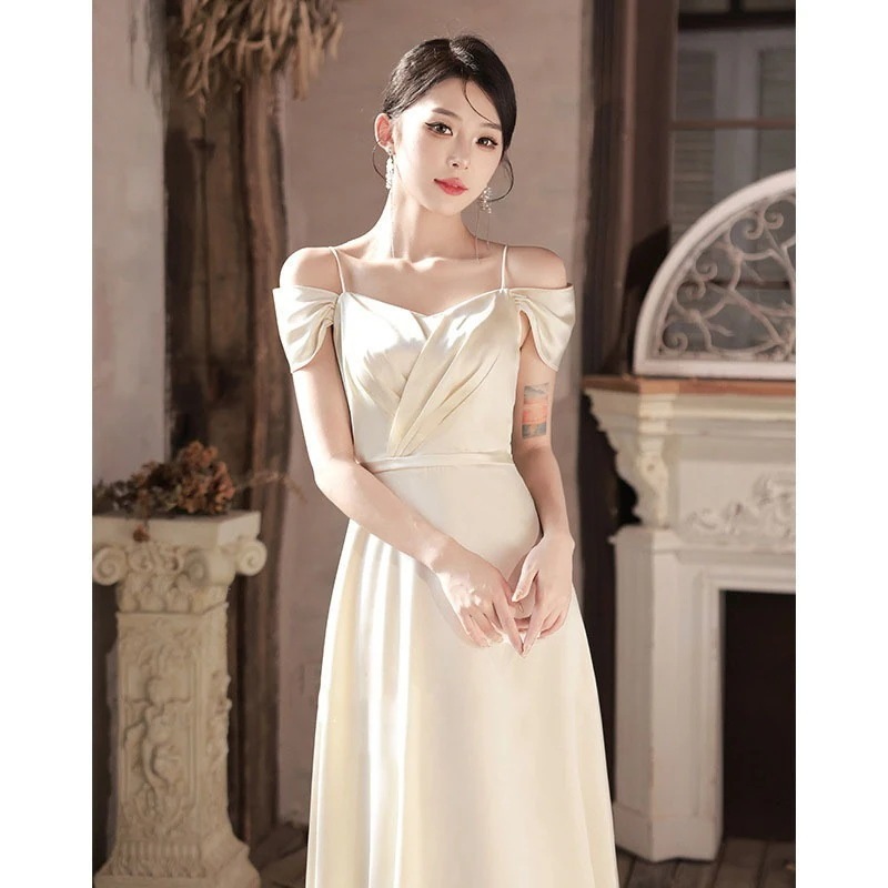 【急速出荷!】今年人気のドレスシャンパンサテンの新しいシンプルなガウン成人式 演奏会 発表会 卒業式 結婚式