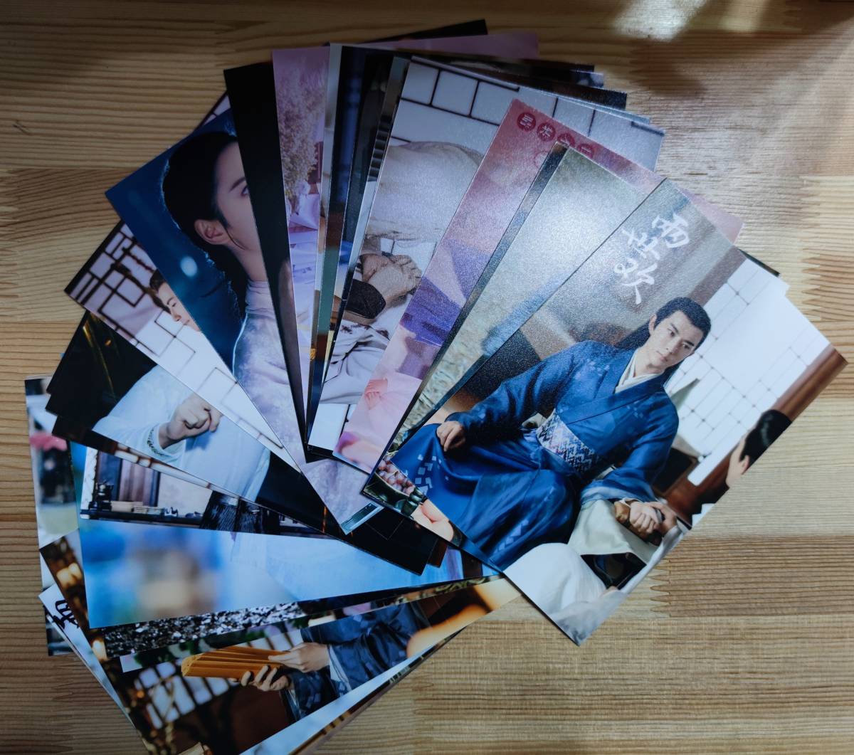 中国ドラマ『両世歓ふたつの魂一途な想い』于朦朧 陳鈺琪 ファンブック 画集 A4写真集52p ポスター10枚 写真30枚 グッズセット 中国ドラマ『両世歓ふたつの魂一途な想い』于朦朧 陳鈺琪 ファンブック 画集 A4写真集52p ポスター10枚 写真30枚 グッズセット