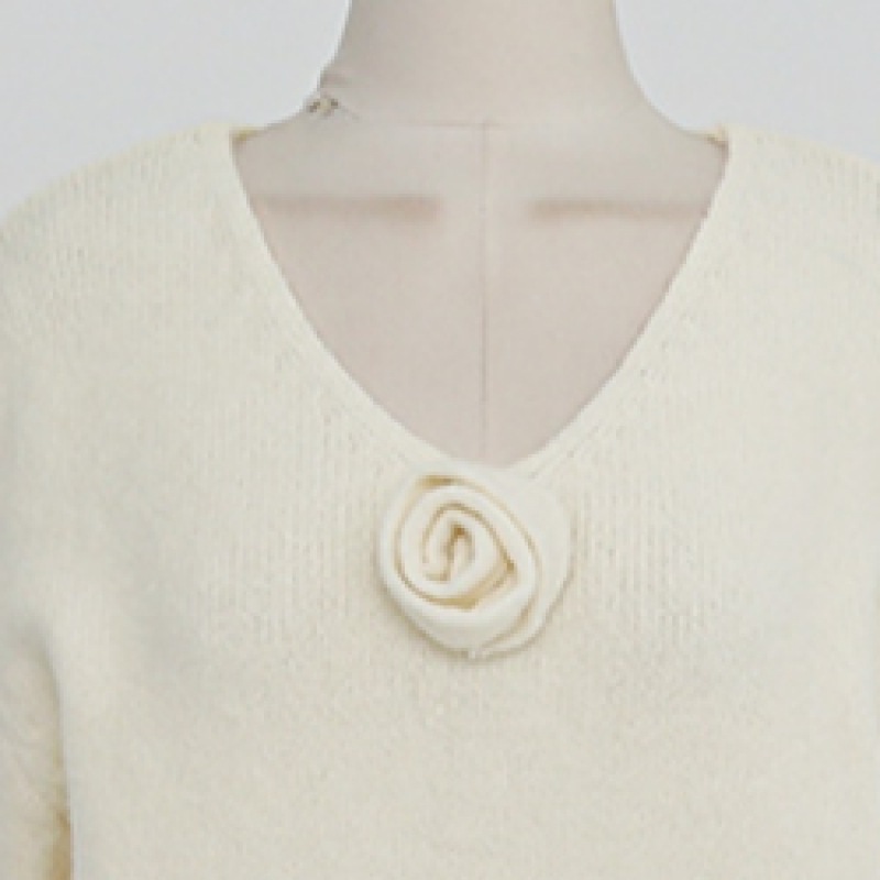 Click & Funny Mule ローズウールネックニット Click & Funny Mule ローズウールネックニット