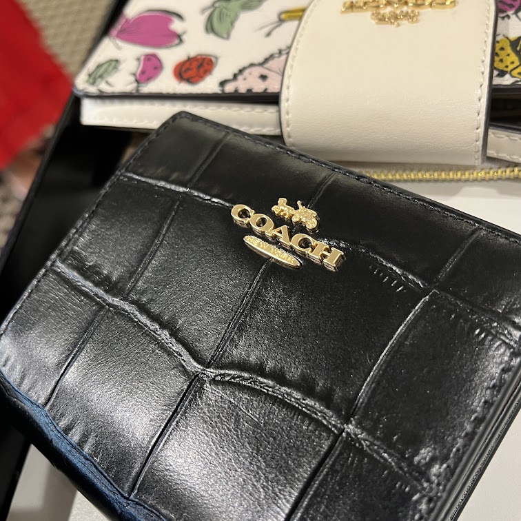 即発 アウトレット レディース 財布 レザー 折りたたみ財布 各種 C6092/C2862 即発 アウトレット レディース 財布 レザー 折りたたみ財布 各種 C6092/C2862