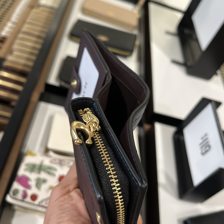 即発 アウトレット レディース 財布 レザー 折りたたみ財布 各種 C6092/C2862 即発 アウトレット レディース 財布 レザー 折りたたみ財布 各種 C6092/C2862