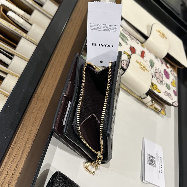 即発 アウトレット レディース 財布 レザー 折りたたみ財布 各種 C6092/C2862 即発 アウトレット レディース 財布 レザー 折りたたみ財布 各種 C6092/C2862