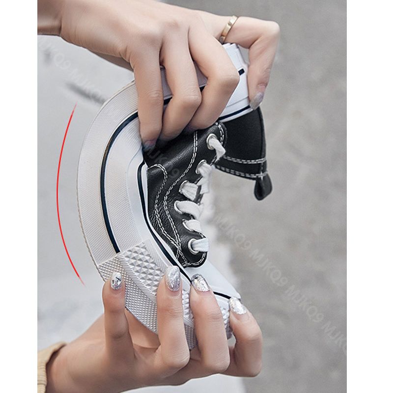 クーポン スニーカー クッション レディース 紐靴 ローヒール ローカット ランニングシューズ カジュアル レディース 厚底スニーカー 柔らか 快適 歩きやすい 旅行 トラベル 厚底 レースアップシュ クーポン スニーカー クッション レディース 紐靴 ローヒール ローカット ランニングシューズ カジュアル レディース 厚底スニーカー 柔らか 快適 歩きやすい 旅行 トラベル 厚底 レースアップシュ