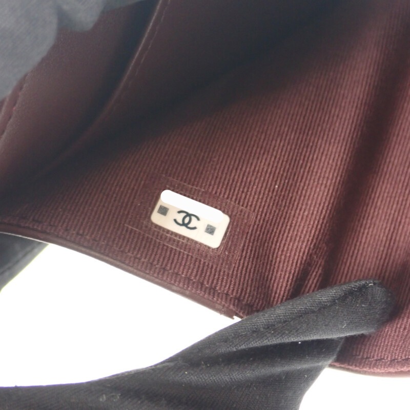 クラシックスモール フラップウォレット AP0230_Y33352_C3906 三つ折り財布 グレインカーフレザー ブラック ゴールド金具 レディース【Sランク】 クラシックスモール フラップウォレット AP0230_Y33352_C3906 三つ折り財布 グレインカーフレザー ブラック ゴールド金具 レディース【Sランク】