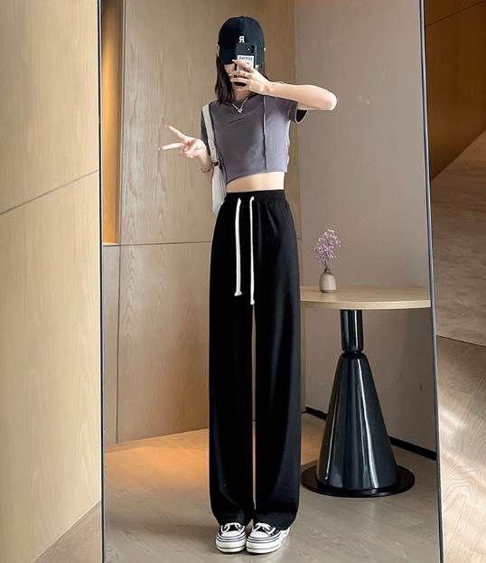 ボトムス パンツ ストレートパンツ カジュアルパンツ レギュラー丈 ストレート ポケット ハイウエスト ウエストゴム 伸縮性 かわいい 大人可愛い シンプル カジュアル 大人 おしゃれ お洒落 かっこ