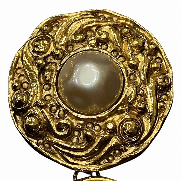 シャネル フェイクパール 菱形 ヴィンテージ ブローチ レディース 【中古】 シャネル フェイクパール 菱形 ヴィンテージ ブローチ レディース 【中古】