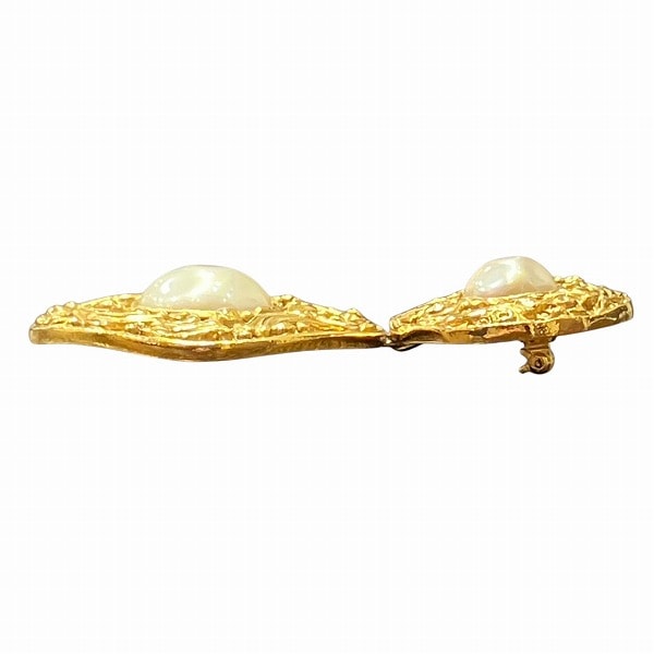 シャネル フェイクパール 菱形 ヴィンテージ ブローチ レディース 【中古】 シャネル フェイクパール 菱形 ヴィンテージ ブローチ レディース 【中古】