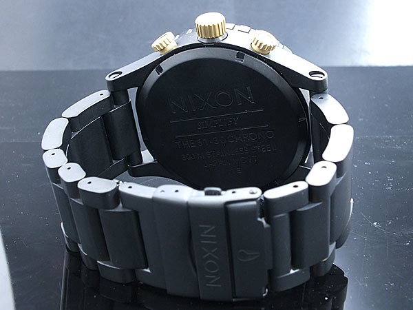 2年保証NIXON　腕時計　ニクソン 腕時計 NIXON メンズ THE 51-30 A083-1041 CHRONO クロノグラフ A0831041  文字盤ブラック ベルトコマ1コマ