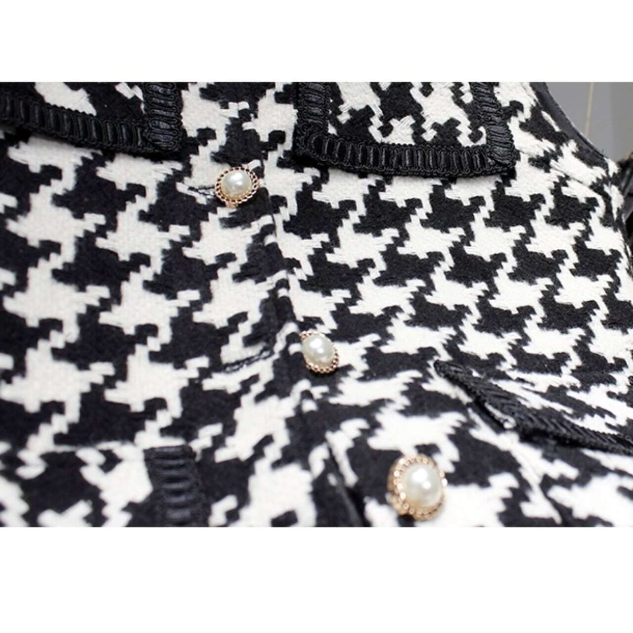 レディース 千鳥格子柄ツイードジレ ノースリーブ パールボタン バイカラー モノトーン 大人可愛い ママコーデ ママファッション 韓国系 オルチャン 人気 トレンド 新作 20代 30代 40代 きれ