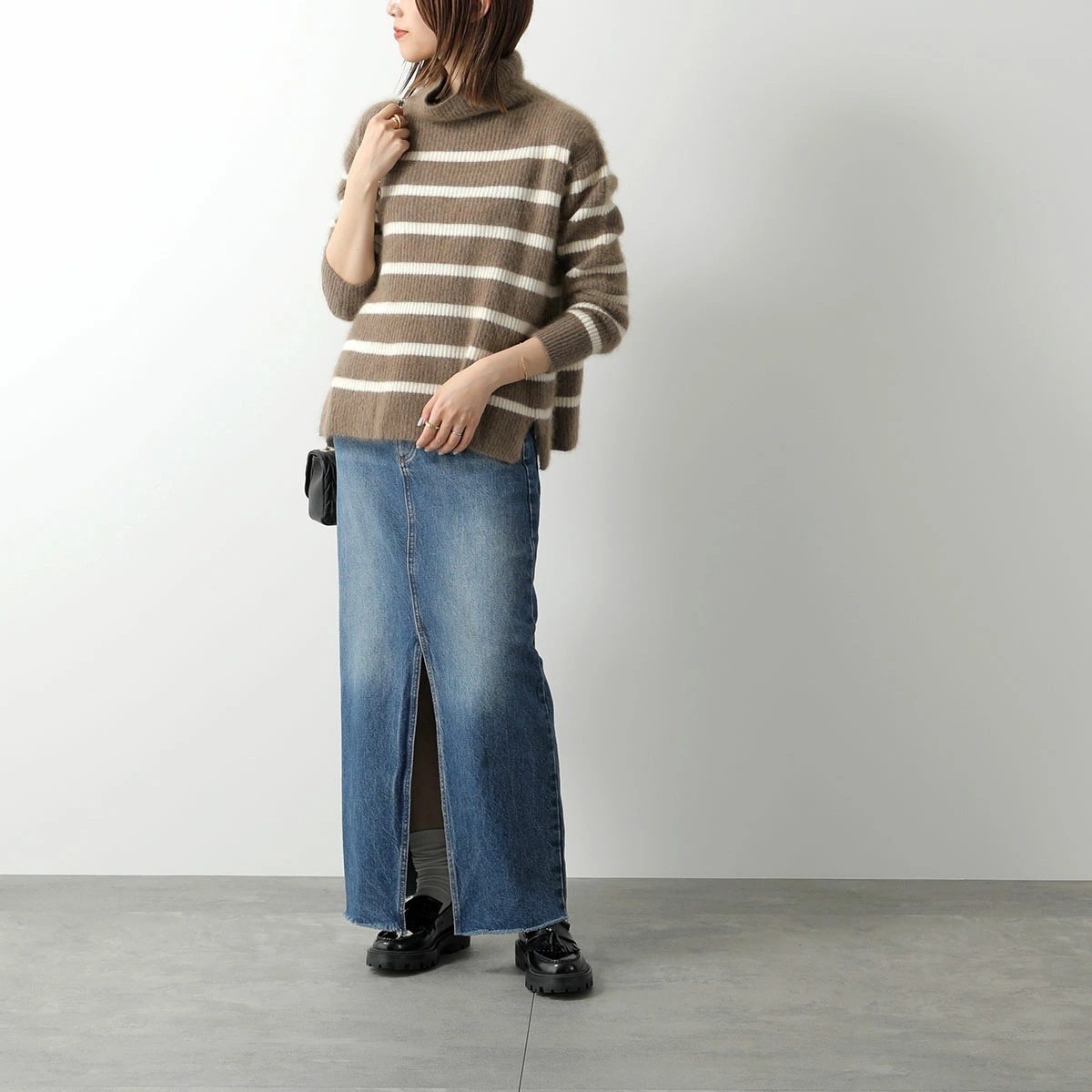 ARTESANOS アルテサノス タッセルローファー FLORENTIC NSH526-1 レディース フリンジ 厚底 プラットフォーム レザー シューズ 革靴 NEGRO