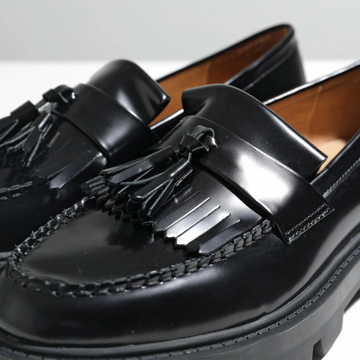 ARTESANOS アルテサノス タッセルローファー FLORENTIC NSH526-1 レディース フリンジ 厚底 プラットフォーム レザー シューズ 革靴 NEGRO