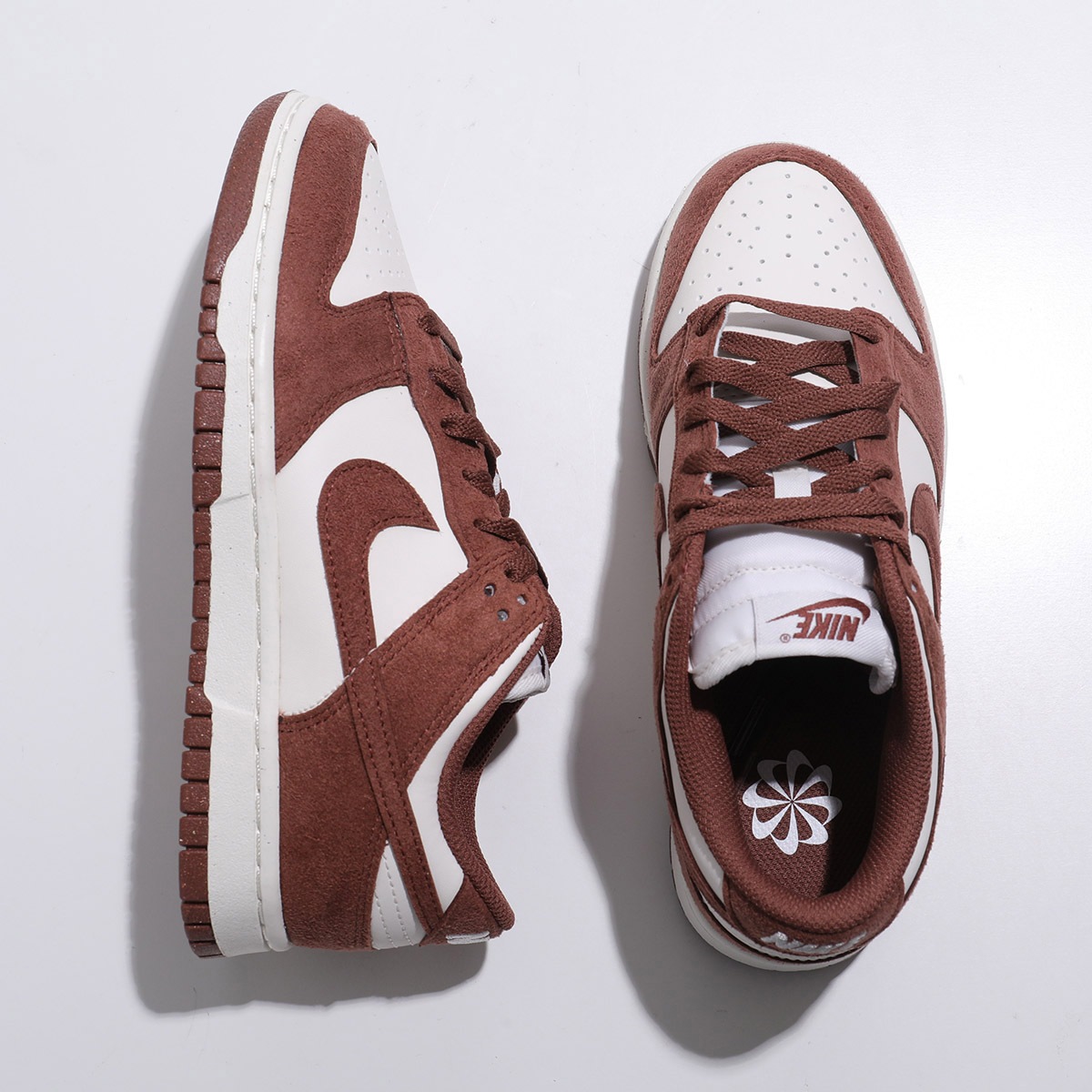 NIKE ナイキ スニーカー WMNS NIKE DUNK LOW ダンク HJ7673 レディース ローカット スウェード ロゴ シューズ 靴 001/PHANTOM-RED-SEPIA-SAIL NIKE ナイキ スニーカー WMNS NIKE DUNK LOW ダンク HJ7673 レディース ローカット スウェード ロゴ シューズ 靴 001/PHANTOM-RED-SEPIA-SAIL