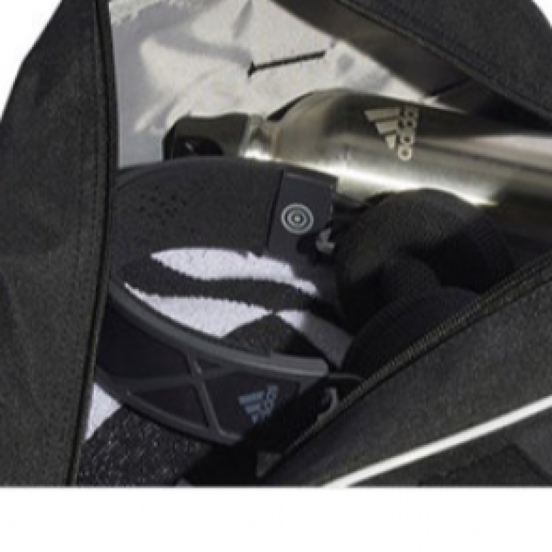 アディダスリニアエッセンシャル BWL IP9785 アディダスリニアエッセンシャル BWL IP9785