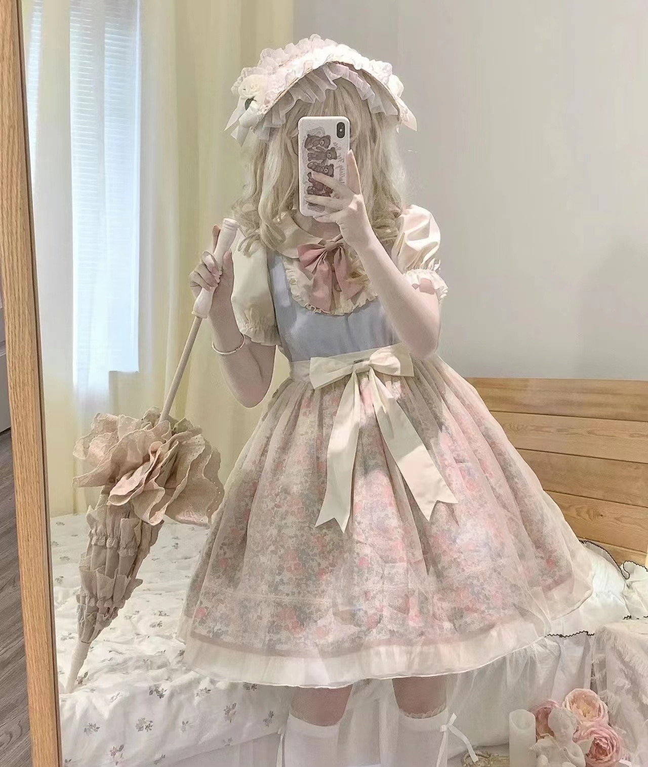 ロリータ夏小さい花ワンピースlolitaかわいい子供襟大きい子供女子ネット糸王女スカート
