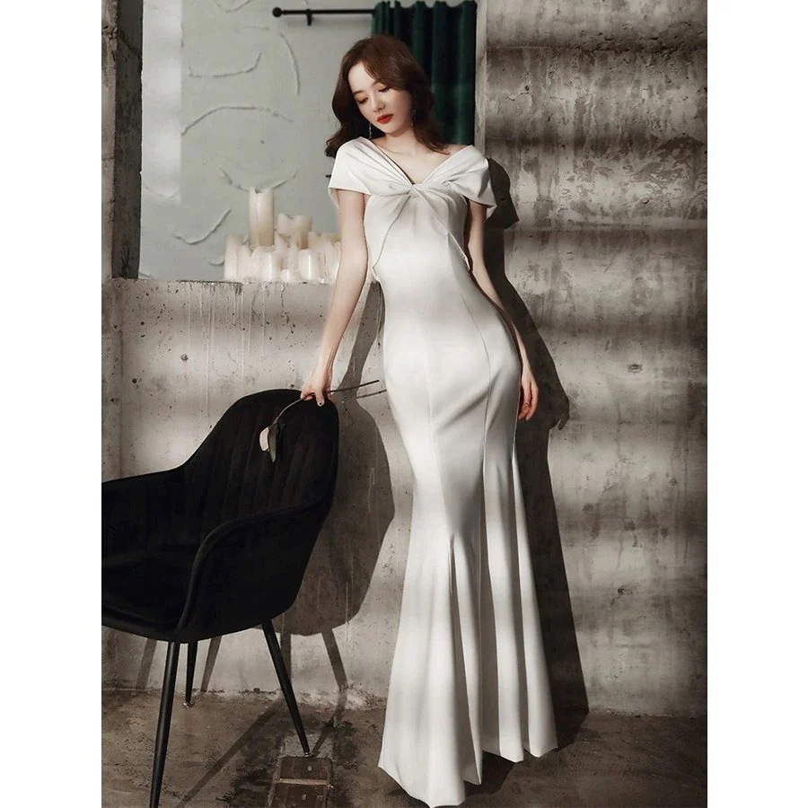 ウェディングドレス 白 パーティードレス オフショルダー 露背 結婚式 ドレス ノースリーブ 白 シンプル 無地 ワンピース 二次会 披露宴 前撮り後撮り ビーチフォト花嫁ドレス エンパイア