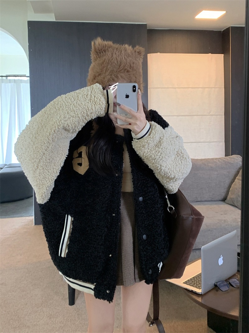 秋冬防寒あったかアウター中綿刺繍配色韓国風ロゴ コートかわいいブルゾンファー付きファッション系裹起毛大人ゆったりカジュアルストリートサイズレディースムートンエコゆるダボシルエット学生通学丈スポーティー 秋冬防寒あったかアウター中綿刺繍配色韓国風ロゴ コートかわいいブルゾンファー付きファッション系裹起毛大人ゆったりカジュアルストリートサイズレディースムートンエコゆるダボシルエット学生通学丈スポーティー