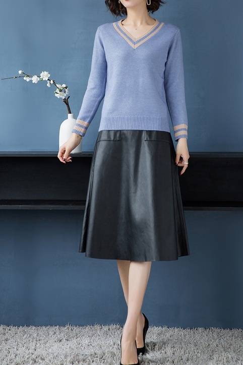 ライン セーター ニット レディース 長袖 Vネック カレッジ ストライプ柄 トップス 袖あり きれいめ シンプル おしゃれ 大人可愛い 大人女子 ラブリー キュート ガーリー エレガント 白 ホワイ ライン セーター ニット レディース 長袖 Vネック カレッジ ストライプ柄 トップス 袖あり きれいめ シンプル おしゃれ 大人可愛い 大人女子 ラブリー キュート ガーリー エレガント 白 ホワイ