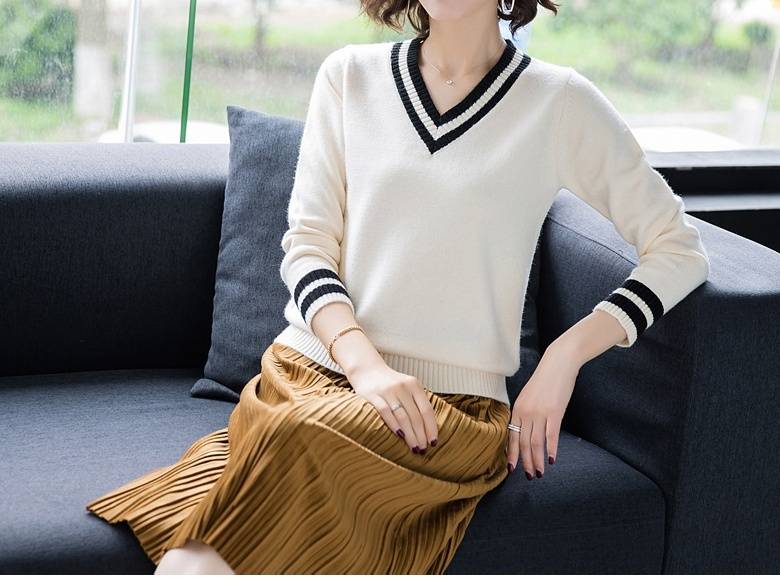 ライン セーター ニット レディース 長袖 Vネック カレッジ ストライプ柄 トップス 袖あり きれいめ シンプル おしゃれ 大人可愛い 大人女子 ラブリー キュート ガーリー エレガント 白 ホワイ ライン セーター ニット レディース 長袖 Vネック カレッジ ストライプ柄 トップス 袖あり きれいめ シンプル おしゃれ 大人可愛い 大人女子 ラブリー キュート ガーリー エレガント 白 ホワイ