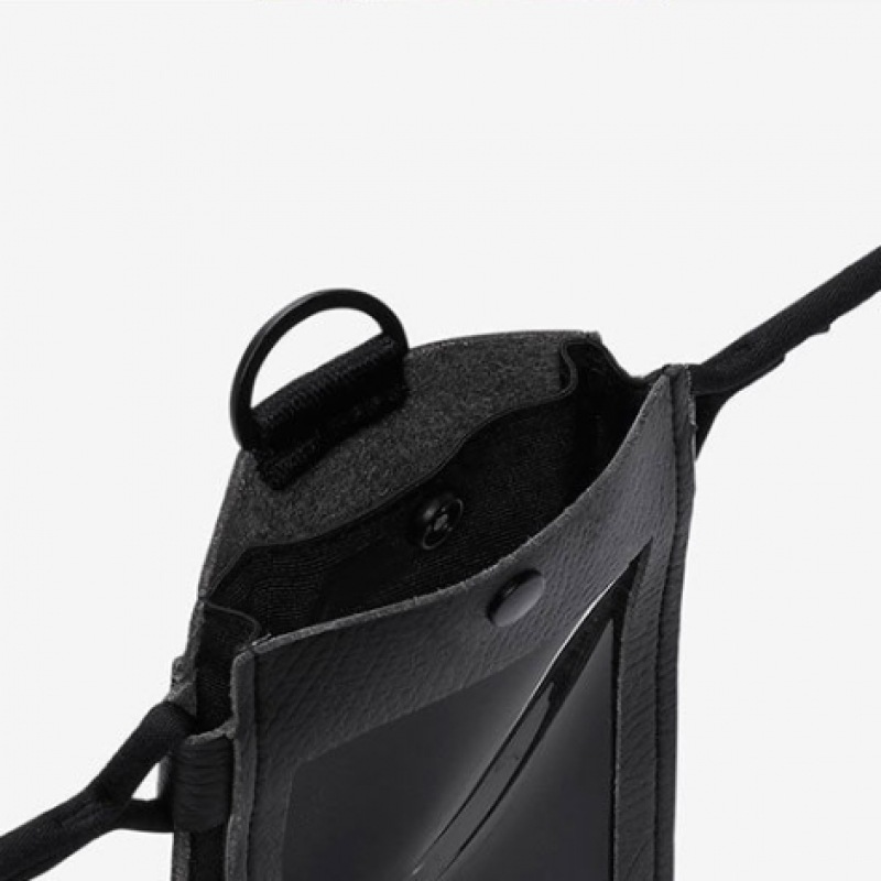 ナイキ バッグ プレミアム ポン クロスボディ バッグ HF3618-091 ナイキ バッグ プレミアム ポン クロスボディ バッグ HF3618-091