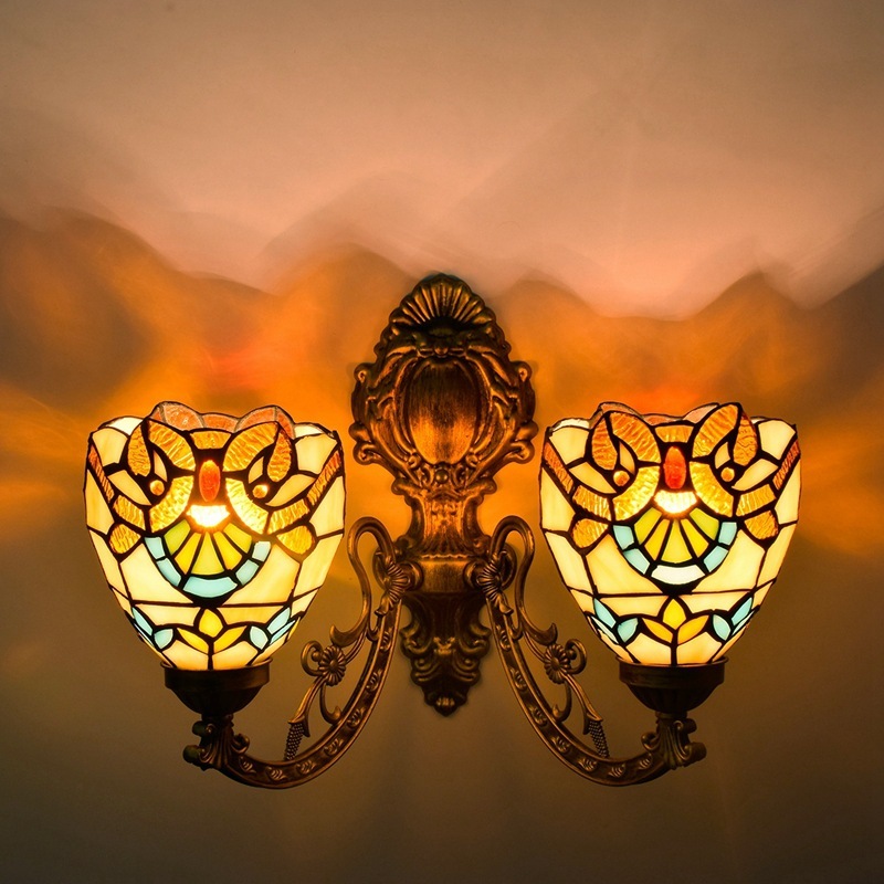 廊下の双頭壁灯アメリカンクリエイティブバロックステンドグラスバーレストラン瑠璃灯 廊下の双頭壁灯アメリカンクリエイティブバロックステンドグラスバーレストラン瑠璃灯