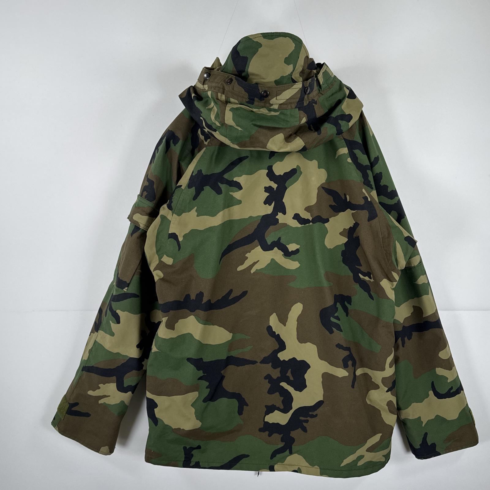 古着 90s/90年代 ヴィンテージ ミリタリージャケット ECWCS GORE-TEX ウッドランドカモ ゴアテックスパーカー 実物 medium regular メンズ 古着 90s/90年代 ヴィンテージ ミリタリージャケット ECWCS GORE-TEX ウッドランドカモ ゴアテックスパーカー 実物 medium regular メンズ