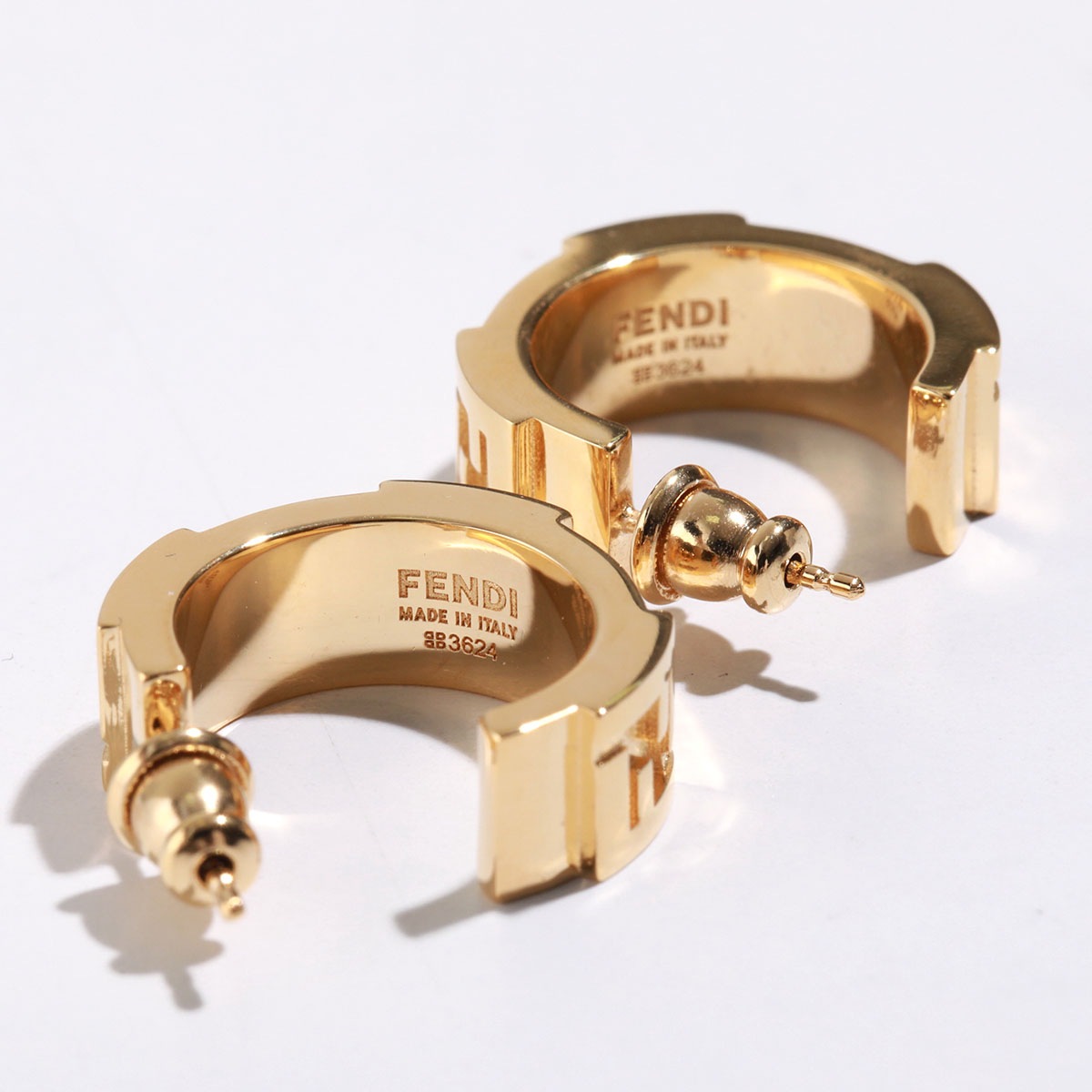 FENDI フェンディ フープピアス FOREVER フォーエバー 8AK892 B08