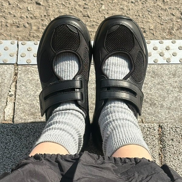 Qoo10] new balance Breeze V2 SD2202BK2