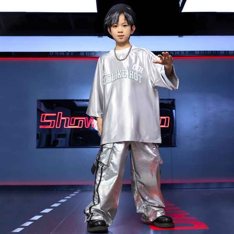 ストリートダンスのスーツの男の子のhiphopヒップホップのゆったりしたジャズダンスの服装の子供の女性の出演服の夏のファッションのブランドの服 ストリートダンスのスーツの男の子のhiphopヒップホップのゆったりしたジャズダンスの服装の子供の女性の出演服の夏のファッションのブランドの服